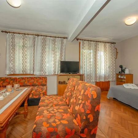Affittacamere Valchevi 3*