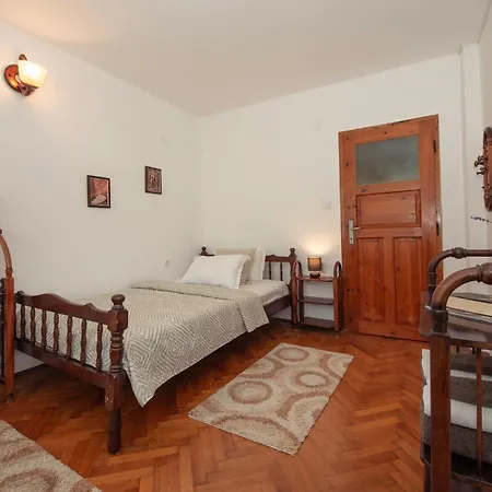 Valchevi Πανσιόν 3*