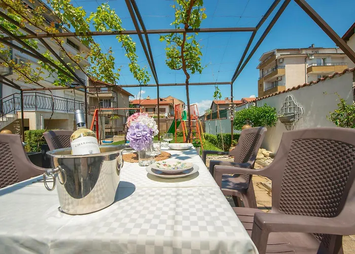 Valchevi 招待所 3*