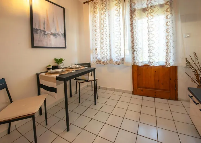 Valchevi 招待所 切尔诺莫雷茨